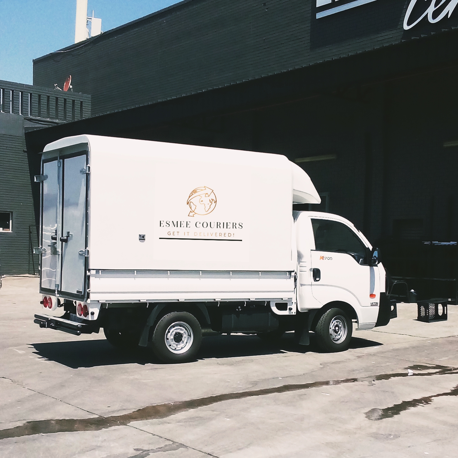 Esmee Couriers Delivery Truck