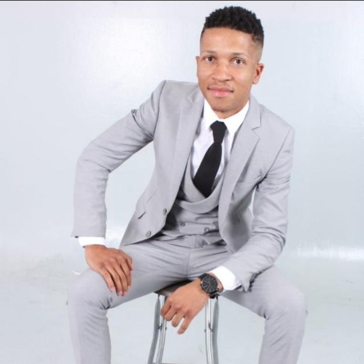 Zolile Mpama - CEO